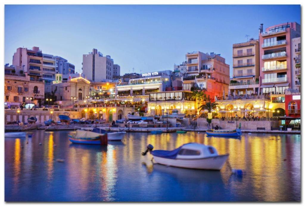 Spacious 3 Bedroom Apartment In The Heart Of St Julians Saint Julian's Екстериор снимка