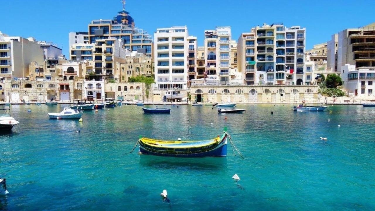 Spacious 3 Bedroom Apartment In The Heart Of St Julians Saint Julian's Екстериор снимка
