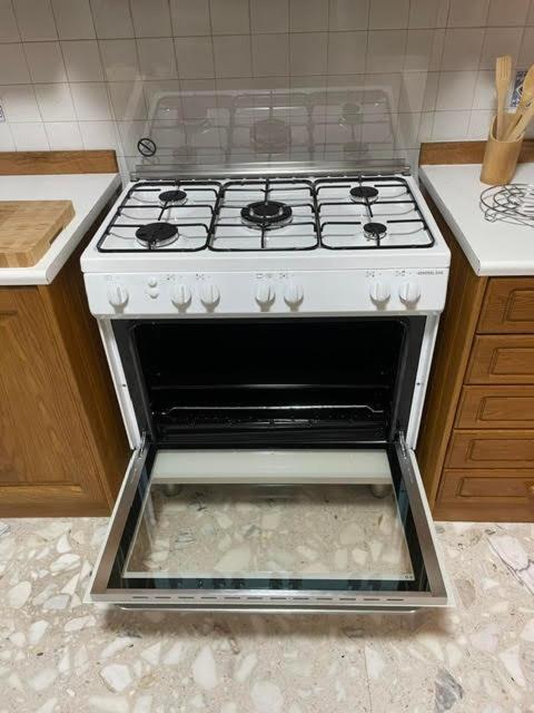 Spacious 3 Bedroom Apartment In The Heart Of St Julians Saint Julian's Екстериор снимка