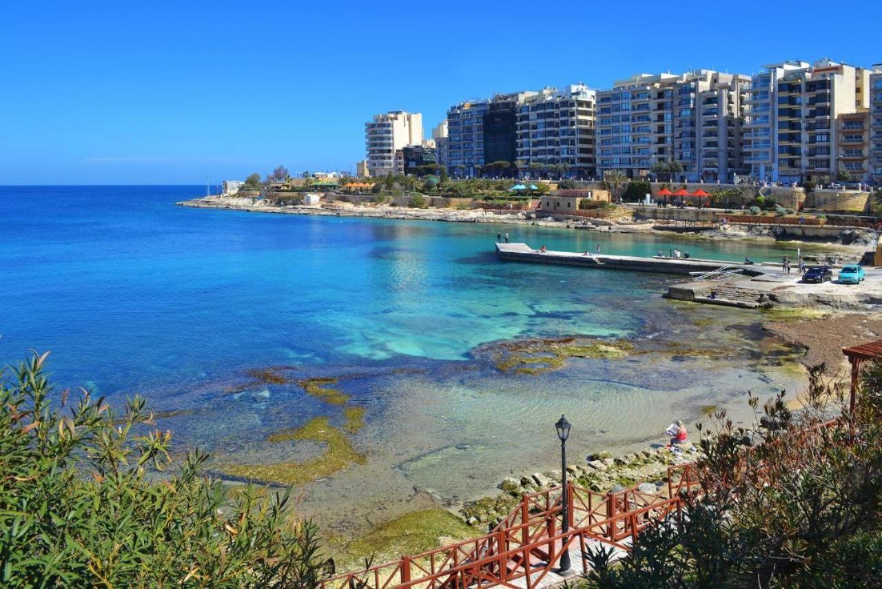 Spacious 3 Bedroom Apartment In The Heart Of St Julians Saint Julian's Екстериор снимка