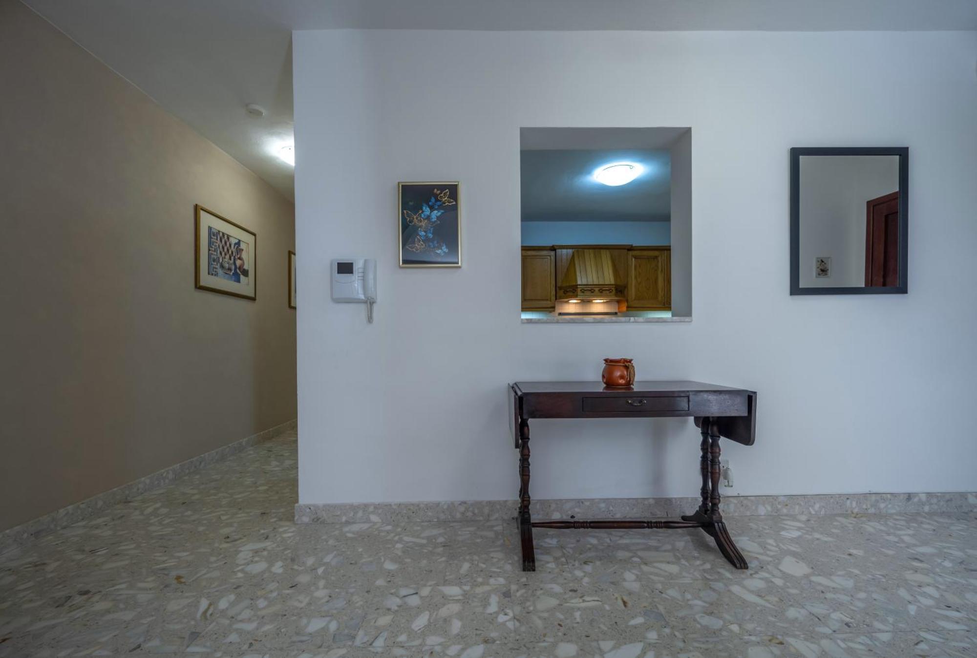 Spacious 3 Bedroom Apartment In The Heart Of St Julians Saint Julian's Екстериор снимка