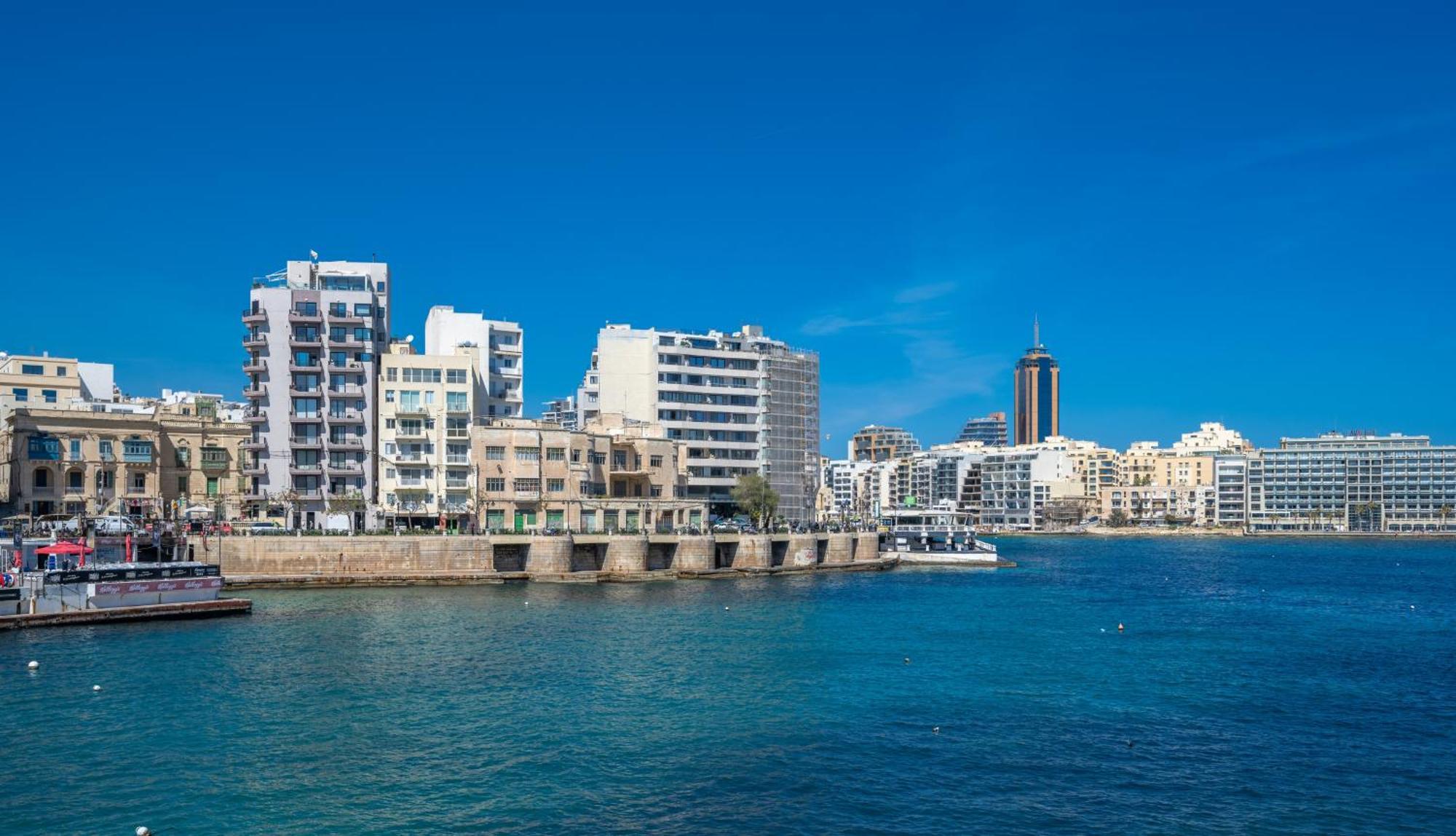 Spacious 3 Bedroom Apartment In The Heart Of St Julians Saint Julian's Екстериор снимка